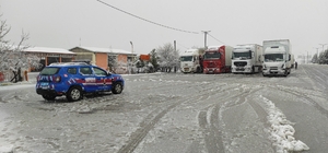 Konya'da sağanak ve kar etkili oluyor