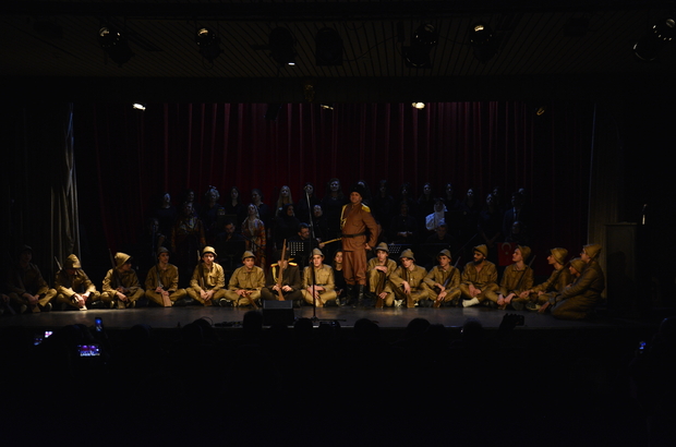 Bursa'da "Bir Destandır Çanakkale" müzikali sahnelendi