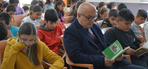 Yenipazar'da bir köy okulunda kütüphane açılışı gerçekleştirildi