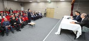 Amasya Valisi Masatlı, Göynücek'te muhtarlarla bir araya geldi