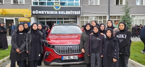 Türkiye'nin yerli otomobili Togg Güneysınır'da tanıtıldı