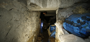Kahramanmaraş'ta depremler sonrası bir evin bodrumundan çıkan su her geçen...