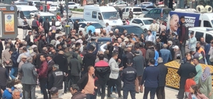 Türkiye'nin yerli otomobili Togg Kulu ve Cihanbeyli'de sergilendi