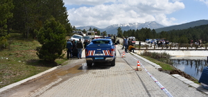 Afyonkarahisar'da boğulma tehlikesi geçiren öğrenciyi kurtarmaya çalışan 4...