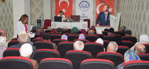 Espiye'de hacca gidecek hacı adaylarına sağlık semineri verildi