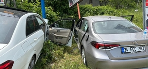 Yalova'da trafik kazasında 2 kişi yaralandı