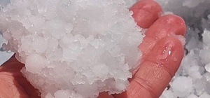 Derbent'te dolu etkili oldu