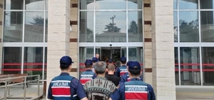 Balıkesir'de tarım aletlerini çaldığı iddia edilen 3 şüpheli yakalandı