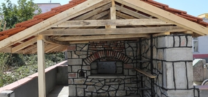 İvrindi'de yeni mahalle fırını yapımı ve onarımlar devam ediyor