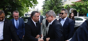 Gelecek Partisi Genel Başkanı Davutoğlu, Eskişehir'de cenaze törenlerine ka...