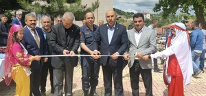 Aydıncık'ta "Hayat Boyu Öğrenme Haftası" dolayısıyla sergi açıldı