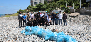 Rize'de deniz dibi ve kıyı temizliğinde 150 kilogram atık toplandı