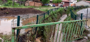 Kırıkkale'de sağanak nedeniyle dereler taştı, 21 küçükbaş hayvan telef oldu