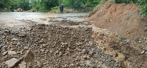 Kayseri'de sağanak sonucu dere taştı, tarım arazilerini su bastı