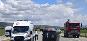 Ağrı'da devrilen hafif ticari araçtaki 1 çocuk öldü, 6 kişi yaralandı