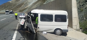 Erzincan'da meydana gelen 3 trafik kazasında 10 kişi yaralandı