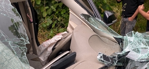Düzce'de cip ile otomobilin çarpışması sonucu 4 kişi yaralandı