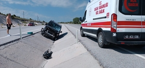 Çavdarhisar'da trafik kazasında 2 kişi yaralandı