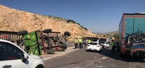 Kayseri'de zincirleme trafik kazasında 5 kişi yaralandı