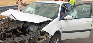 Aksaray'da otomobil ile minibüs çarpıştı, 7 kişi yaralandı