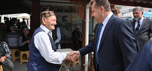 Balıkesir'de 85 üreticiye 585 küçükbaş desteği yapıldı