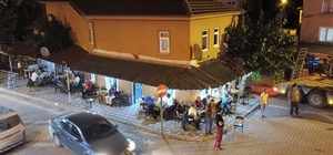 Bilecikli çift 16 yıldır kahvehaneyi birlikte işletiyor