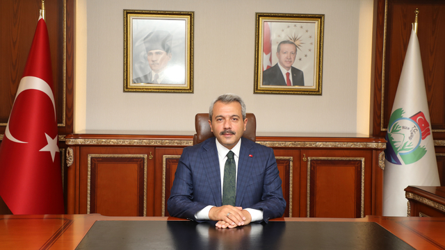 Rize Valisi İhsan Selim Baydaş görevine başladı