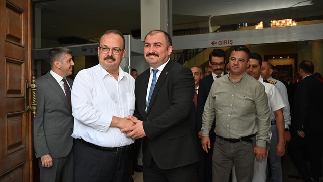 Aydın Valisi olarak atanan Yakup Canbolat Bursa'dan uğurlandı