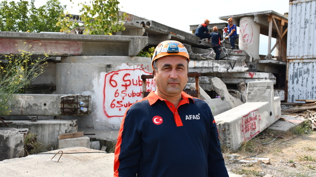 Marmara ve Kahramanmaraş depremlerinde görev alan arama kurtarma görevlileri deneyimlerini anlattı