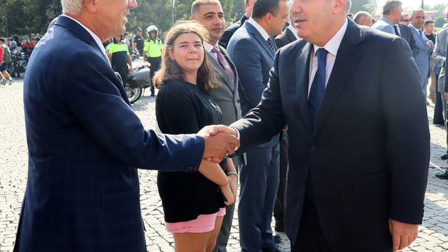 İzmir Valisi Süleyman Elban, görevine başladı