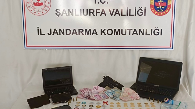 Şanlıurfa'da telefonda dolandırıcılık yaptıkları iddiasıyla 3 zanlı yakalandı