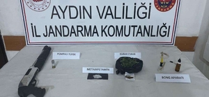 Aydın'da kovalamaca sonucu uyuşturucuyla yakalanan şüpheli gözaltına alındı