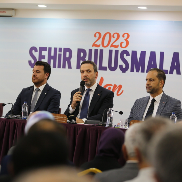 Enerji ve Tabii Kaynaklar Bakanı Bayraktar, Van'da konuştu: