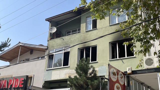 Bursa'da bir evde kundaklama sonucu çıkan yangın söndürüldü