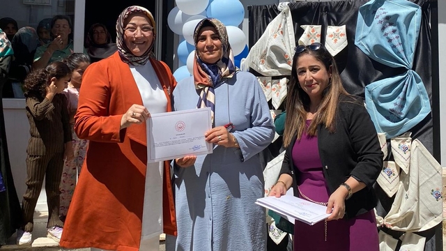 Kalecik Aile Destek Merkezinde yıl sonu sergisi düzenlendi