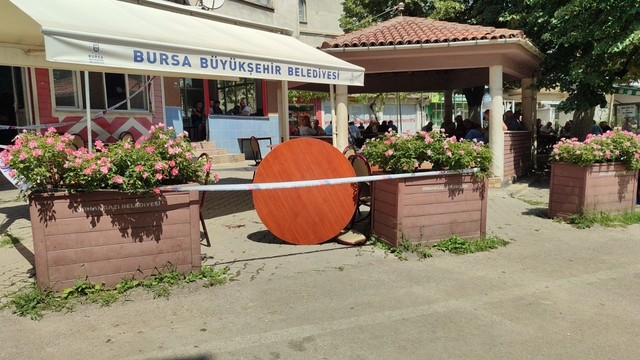 Orhangazi'de kahvehanede çıkan kavgada bir kişi silahla yaralandı