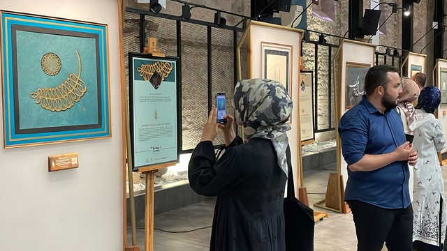 Konya'da "Kelime-i Tevhid Hat Sergisi" sanatseverlerle buluştu