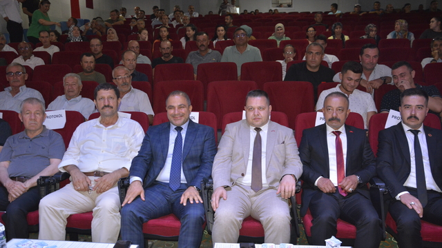 Demirci'de Ümit Kanyılmaz, MHP ilçe başkanlığına yeniden seçildi