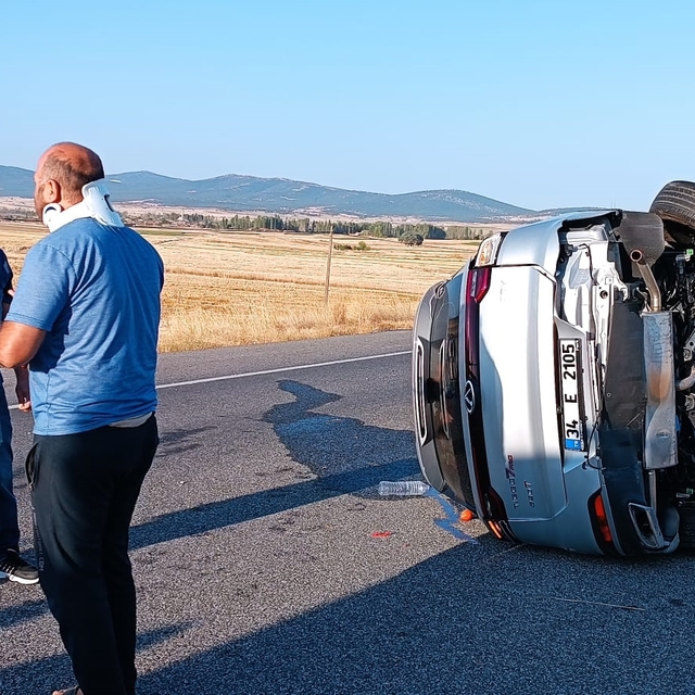 Kütahya'da trafik kazasında 4 kişi yaralandı