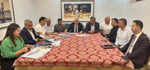 Sivas Valisi Şimşek Divriği'de iş insanlarıyla bir araya geldi