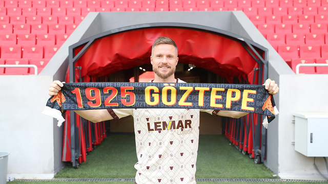 Göztepe, Danimarkalı Lasse Nielsen'i transfer etti