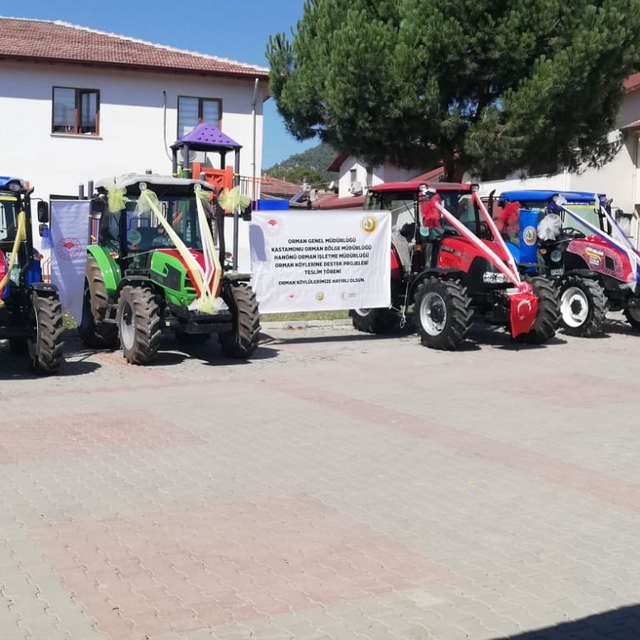 Hanönü'de orman köylülerine traktör desteği