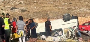 Antalya'da şarampole yuvarlanan minibüsteki 9 kişi yaralandı