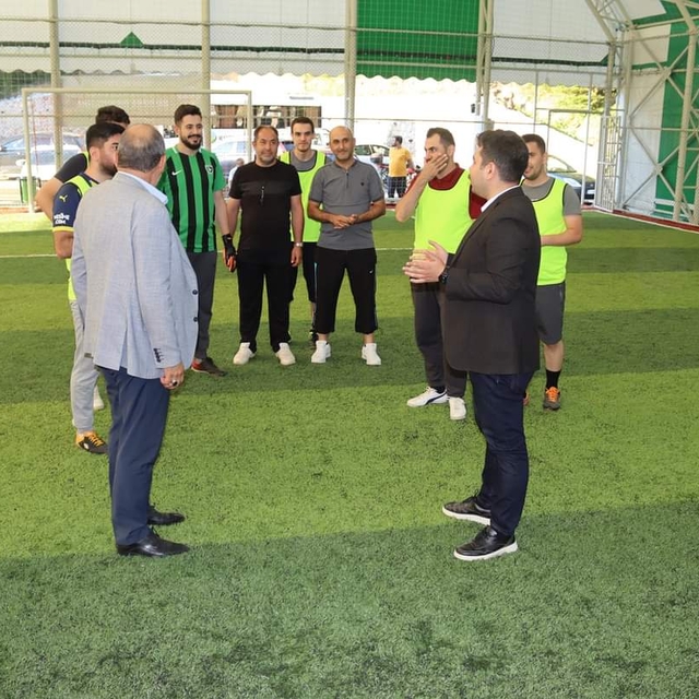 Küre Belediyesi halı saha turnuvası başladı