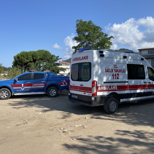 Ordu'da denizde boğulma tehlikesi geçiren 2 kadın kurtarıldı