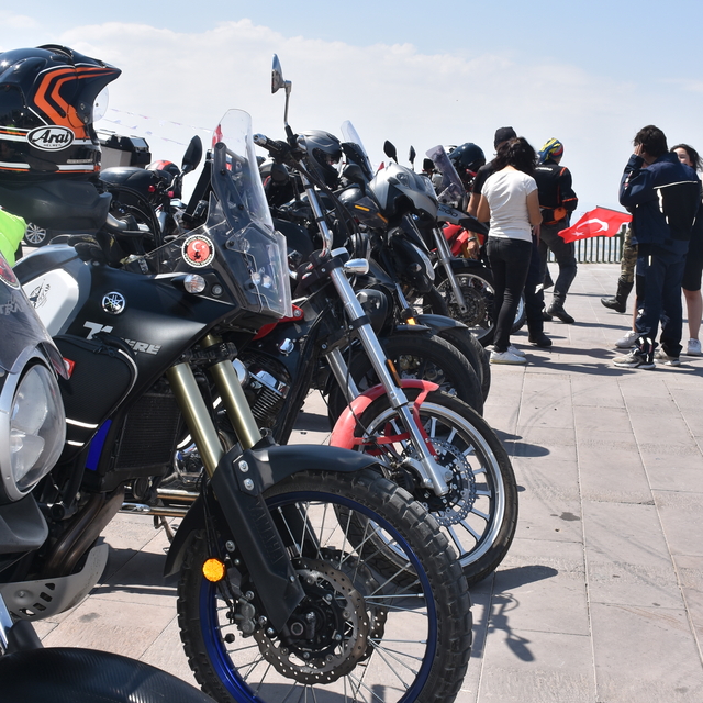 Motosiklet gönüllüleri Büyük Taarruz'u "süvarinin izinden" giderek anıyor