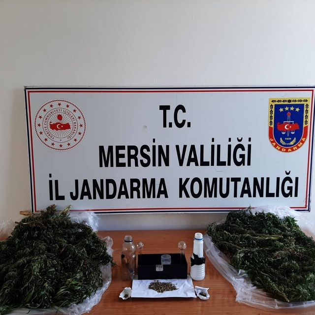 Mersin'de 6 kilo 915 gram esrar ele geçirildi