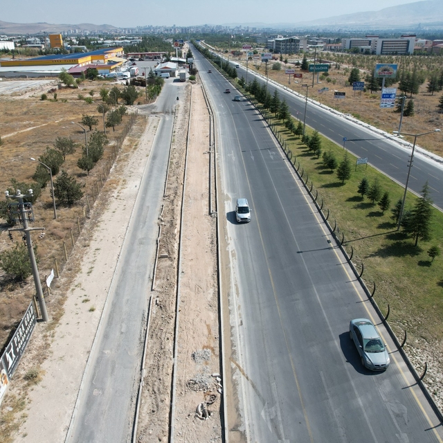 Niğde Belediyesi 2,4 kilometre daha bisiklet ve yürüyüş yolu yapacak