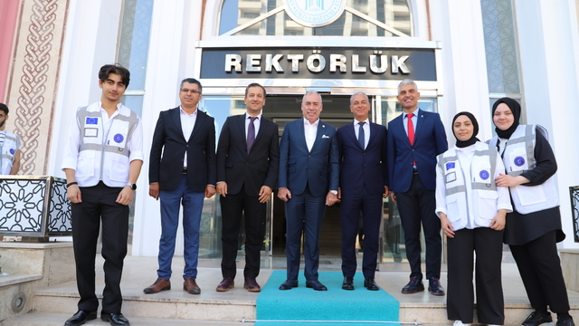 AYBÜ atçılık alanında ilk olan projeyle hibe desteği almaya hak kazandı