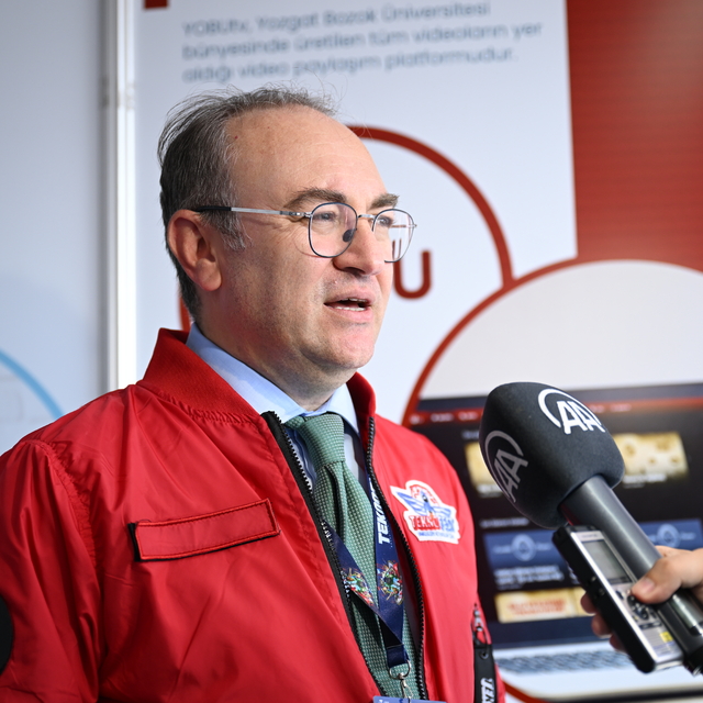 TEKNOFEST'te kenevir katkılı tekstil, kozmetik ve kompozit ürünleri ilgi çe...